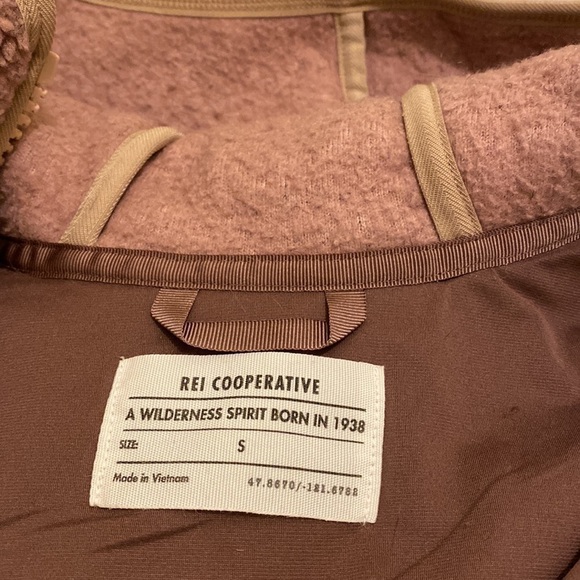 REI  Sherpa fleece zipped hoodie. Size S - Picture 6 of 15